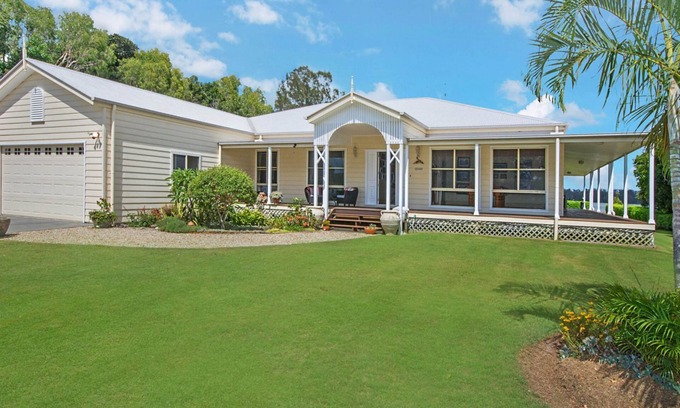 Palmers Island House | Island Getaway | Waterfront near Yamba