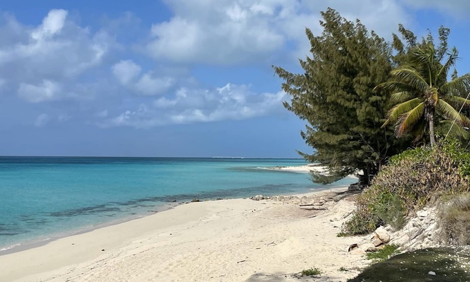 South Bimini House | Island in the Stream 2 Bedrooms + Loft