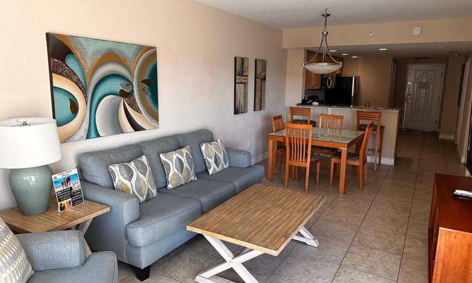 Capri Isle Condo | Island Retreat: 2BR Condo Across from Beach