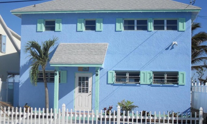 Spanish Wells House | Island Waves