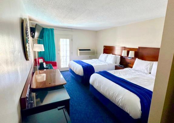 Put-in-Bay Hotel | Islander Inn