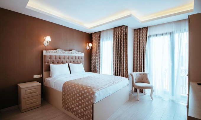 Cumhuriyet Hotel | Istanroom by Keo