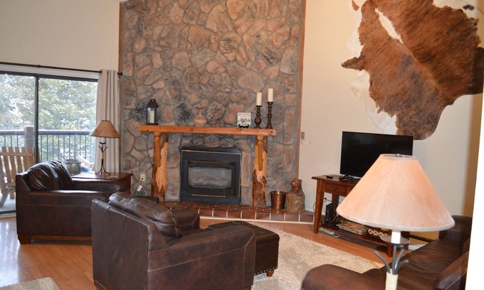 Historic District Condo | It's All About Location! Only Bldg 'A' Has Unobstructed Views! Walkout/Ski In