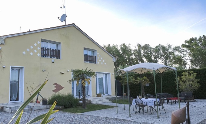 Codevigo Villa | Lagoonside Elegance with Sauna