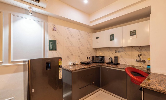 Noida Apartment | Ivory by Grehstay 1BHK Apartment