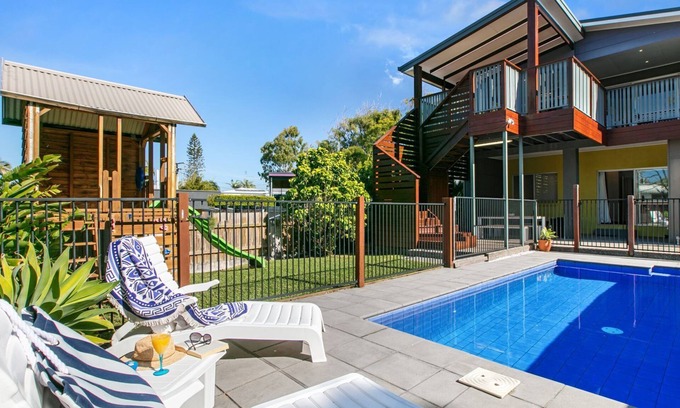 Dicky Beach House | Ivy Street 7, Dicky Beach