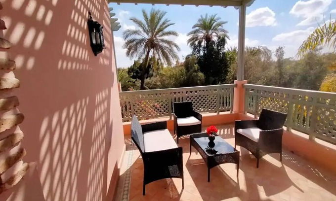 Palmeraie Apartment | JACARANDA PALM GROVE
