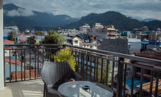 Pokhara Hotel | Jade City Hotel