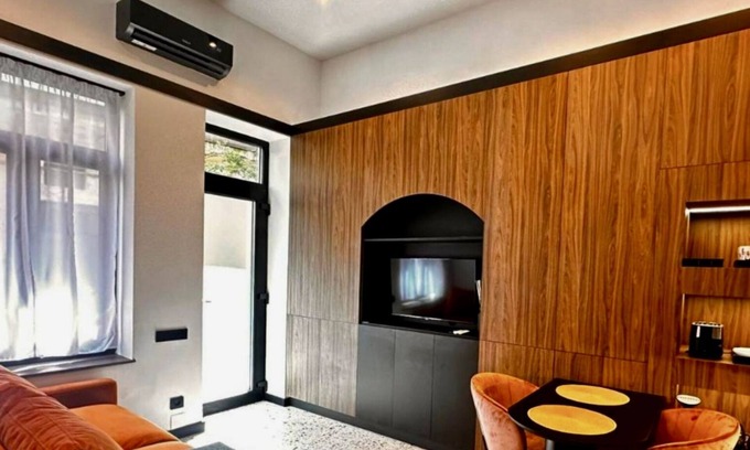 Old Town Apartment | Jais Home-Moon Apartment-Muzeului Square-Old town