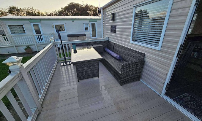 Rhyl Ski Chalet | Jayden 3 bed balcony