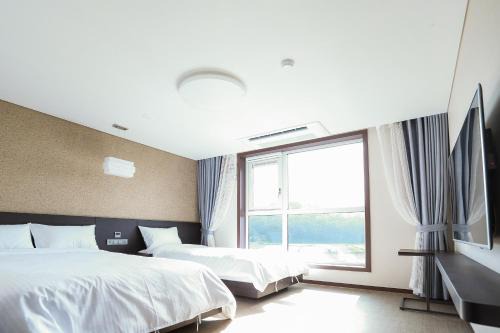 Seongsan Hotel | Jeju Stay in Sungsan
