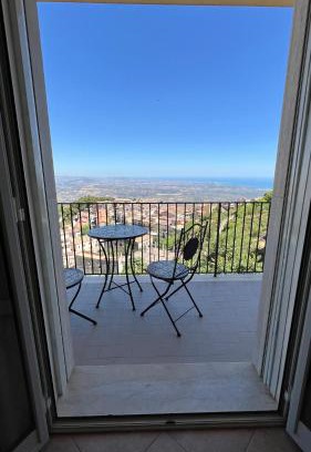 Caltabellotta House | Jenka