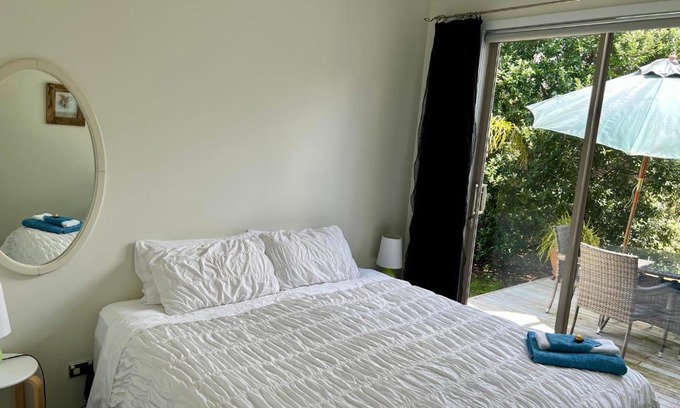 Whitianga Bed & Breakfast | Jennie's In Whitianga