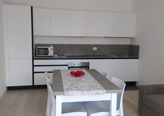 Lido di Jesolo Apartment | Jesolo Appartamenti F2 - Coral Red