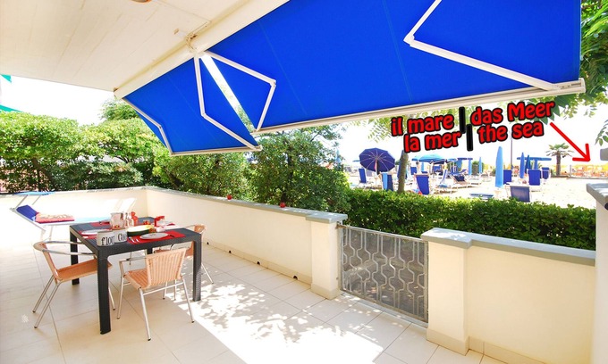 Lido di Jesolo Apartment | Jesolo Lido [Venice] - 80 sqm - Amazing three bedrooms seafront apartment