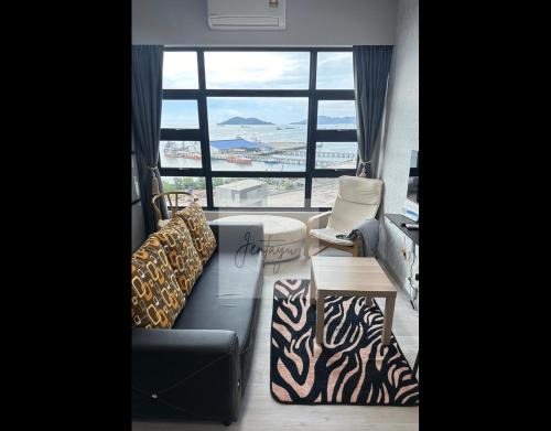 Downtown Kota Kinabalu Apartment | Jesselton Quay Coral Seaside 12