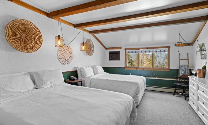 Tannersville Ski Chalet | Jessie's Harvest House