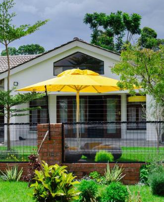 Harare House | Jetsetters Arlington Estate