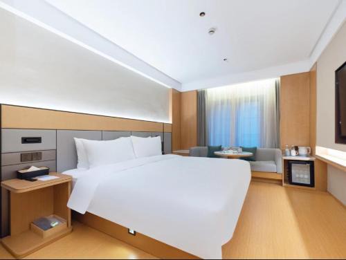Pudong Hotel | JI Hotel Shanghai International Tourism Chongxi Road