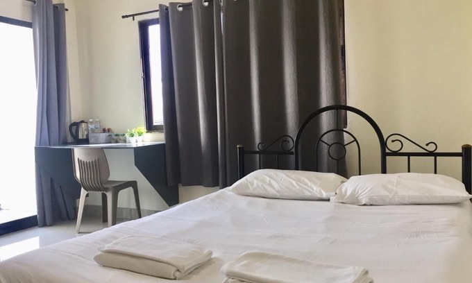Lak Hok Apartment | Jirasin Apartment