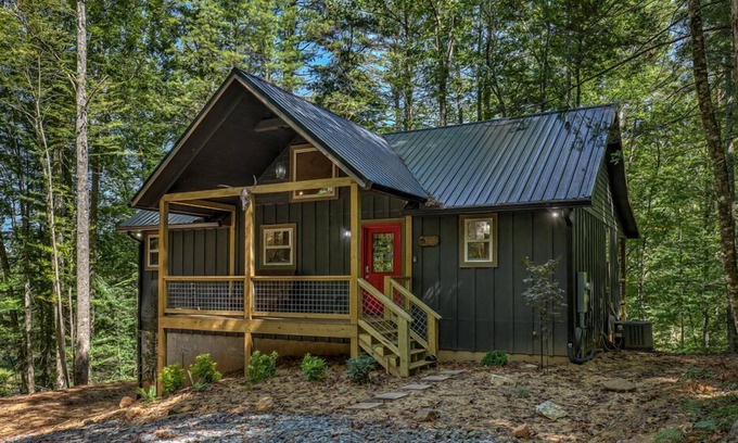 Epworth Cabin | JKJK Lodge - Pet Friendly | Fenced In Yard with Fire Pit | Hot Tub