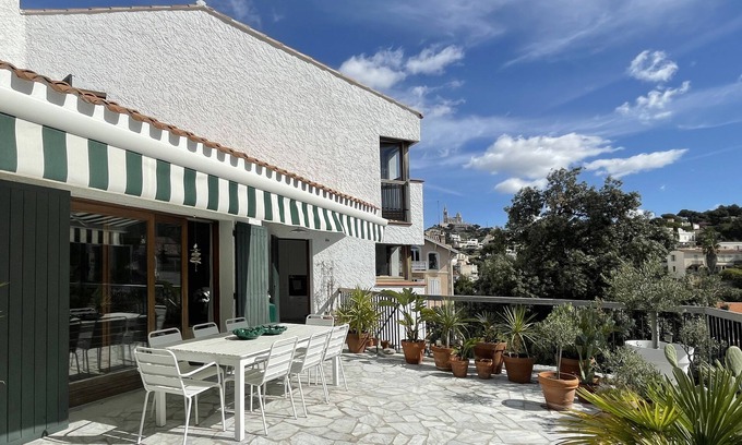 Bompard Villa | JO 2024! Magnifique Maison Avec Grande Terrasse à 200m de la Corniche et la Mer!