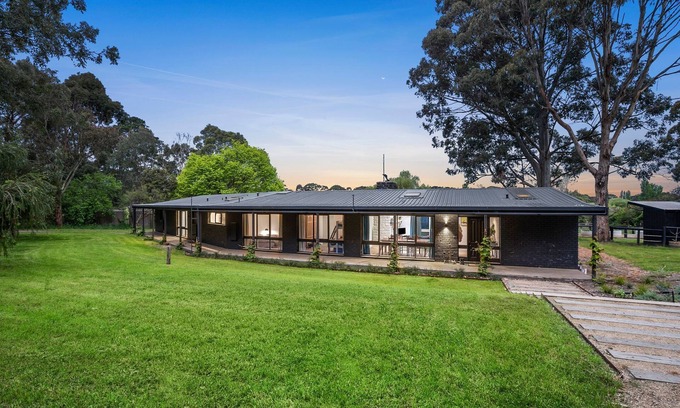 Merricks North House | ‘Jodeline’ Lakehouse by the Coast