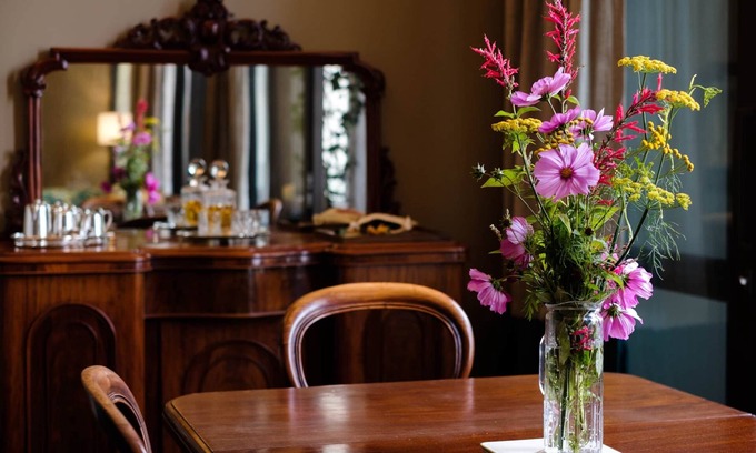 Dunedin City Centre Apartment | John Campbell Apartment