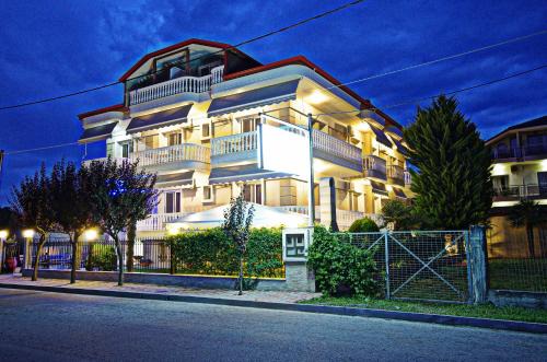 Katerini Hotel | John & Eve Hotel