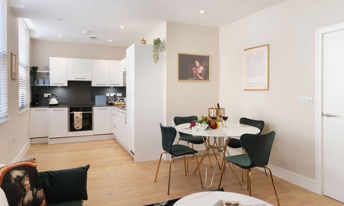 Bath Apartment | John Street Two Bedroom Apartment