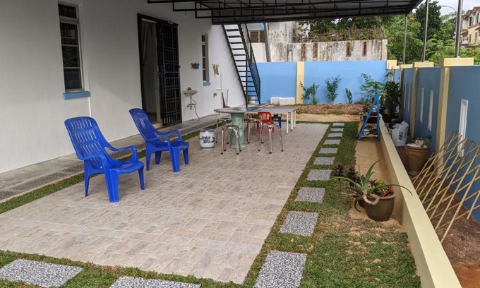 Johor Bahru House | Johor Bahru 6 Bedrooms Corner House: Big & Comfort