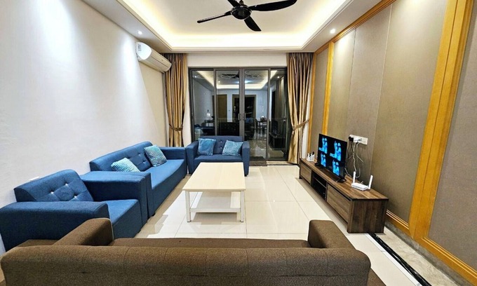 Central District Apartment | *Johor Bahru Prime Location!* R&F Princess Cove by Homestay888/6Pax/3BR