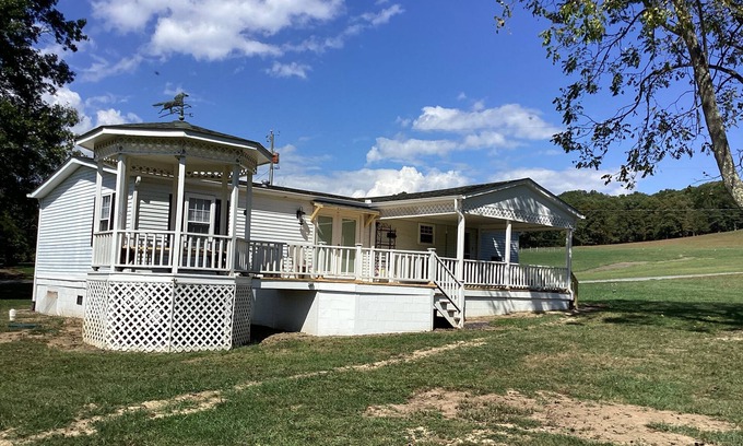 Covington House | joins the hiking and biking trail. Walk to the river to fish, kayak or relax.
