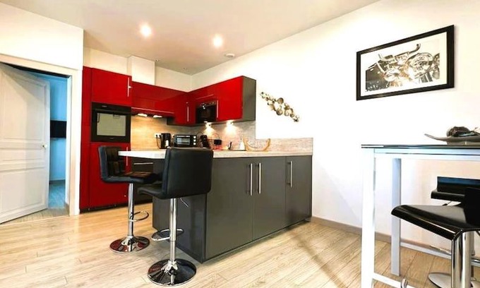 Desertines Apartment | Jolie maison, jardin et parking