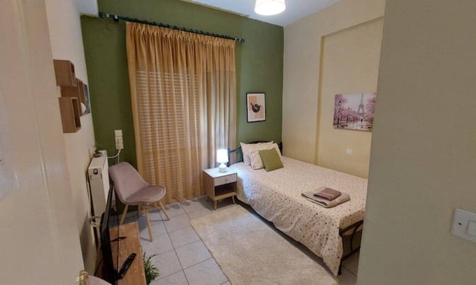 Lamia Apartment | Jolie, new & calm studio flat close to TEI/centre