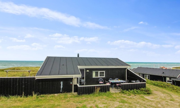 Lonstrup House | "Joske" - 50m from the sea by Interhome
