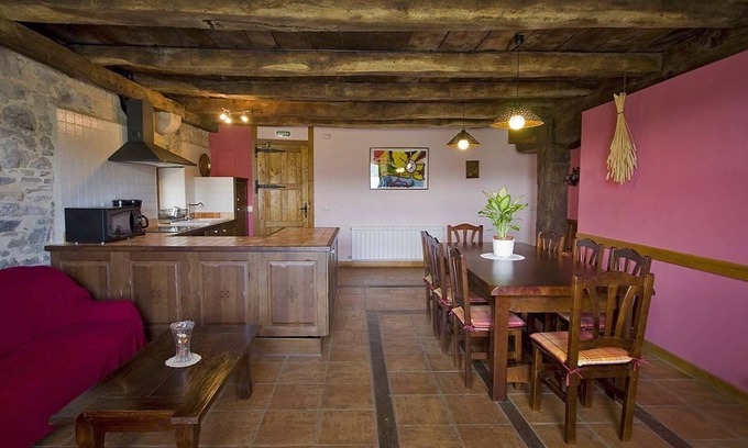 Larraun House | Juansarenea Rural Cottage