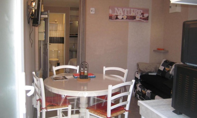 Saint-Die Apartment | jujuouragan