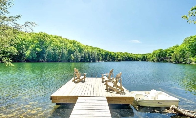 Frontenac House | Juniper Lakehouse - Luxury waterfront retreat