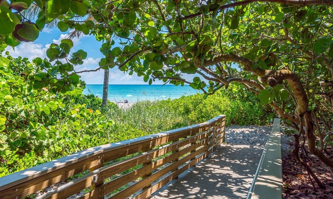 Juno Beach Condo | Juno Beach Landings 3 | Bungalow on the Beach!