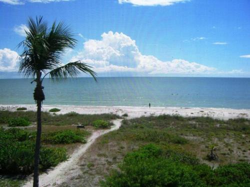 Sanibel House | Junonia 303