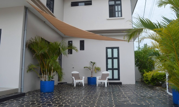 Pereybere Villa | Just 5 minutes walk to the beach, supermarket and restaurants.