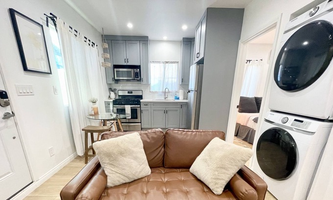 Valley Village House | Just upgraded Bohemian Cottage.Clean & safe spot