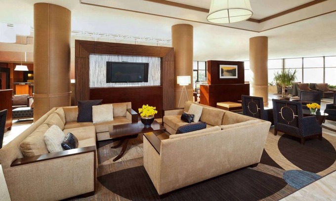 Alexandria West House | Just What You Were Looking For! Restaurant, Pool, Near Torpedo Factory Art Center