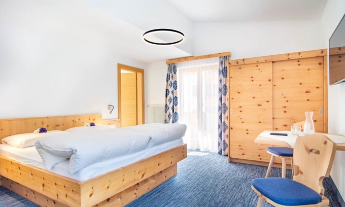Galtur House | Köcks Bed & Breakfast