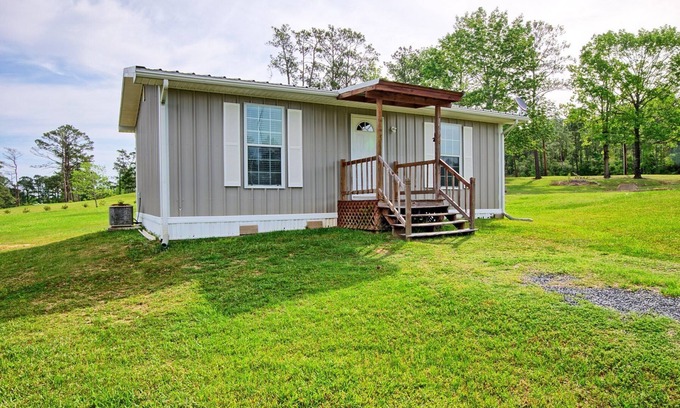 South Toledo Bend Cabin | K&M Lake Rentals Cabin #1