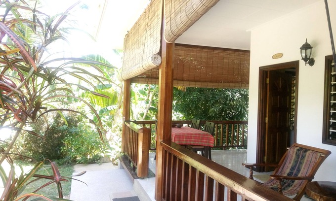 La Passe House | KAFOUL KOKO bungalow/Coconut du Rocher 5mn from the beach