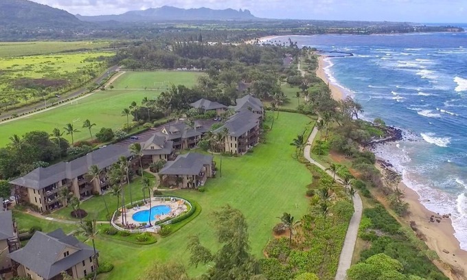 Lihue Condo | Kaha Lani Oceanfront Resort #129 - Beautiful and Private 2 Bed & 2 Bath Condo