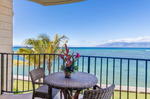Kahana Apartment | Kahana Reef
