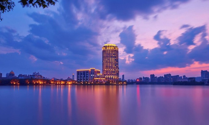 Qingshan Lake Scenic Area Hotel | Kai Mei Grand Hotel